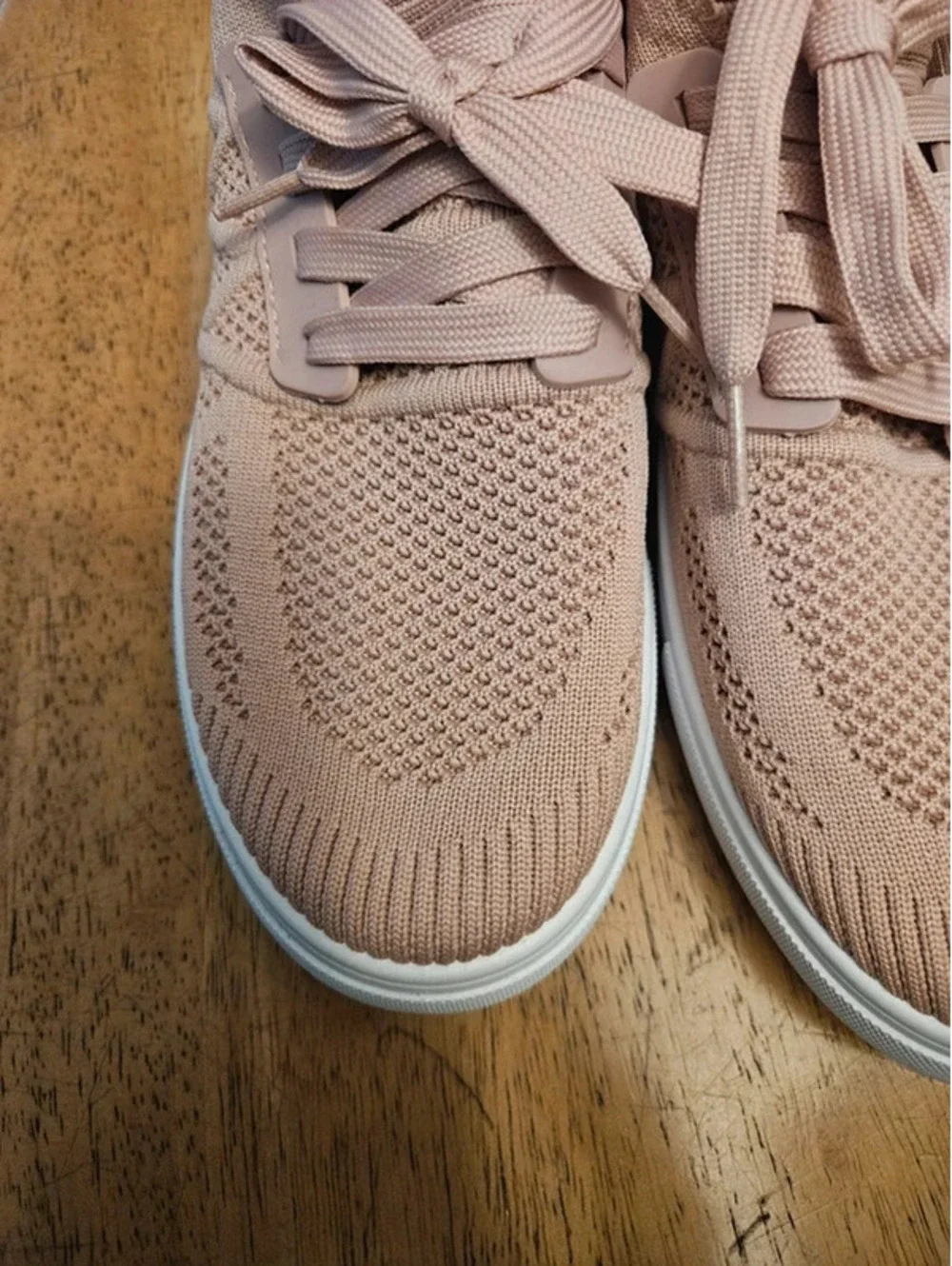 Danskin Action Women's Sneakers Pink Memory Foam Knit Lace Up Shoes US 10 NWT
